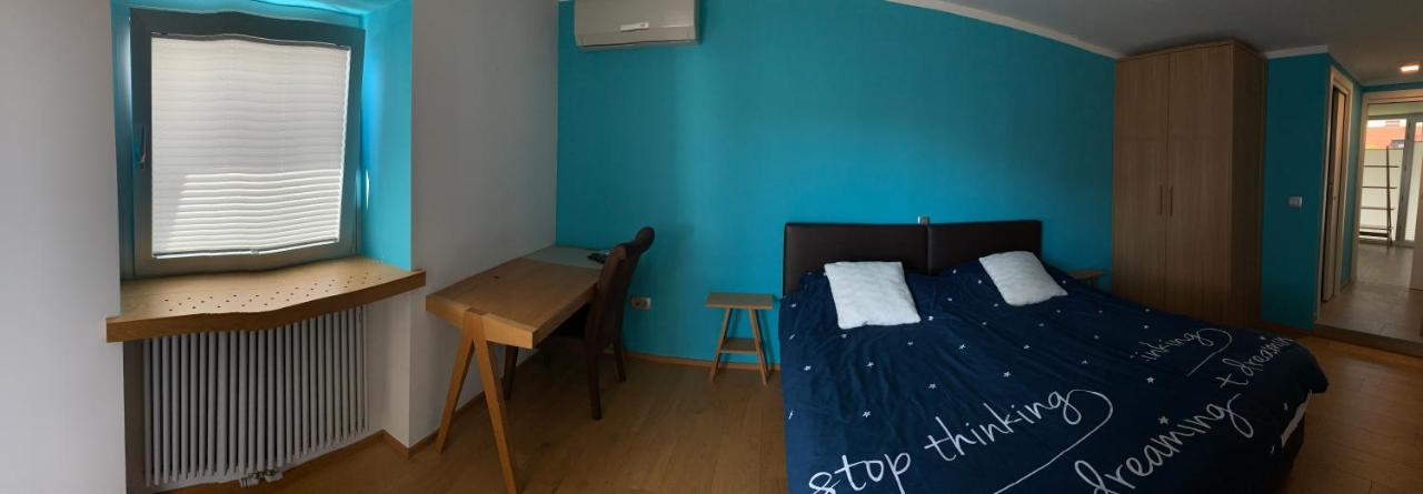 Mr And Mrs Bright 5 Apartman Ljubljana Kültér fotó